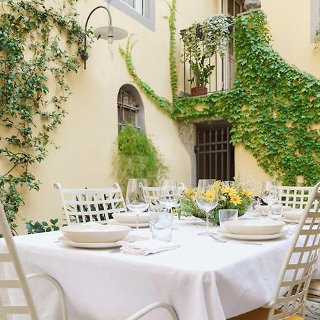Corte Paolina - Charming Courtyard Inside Lucca Exteriör bild