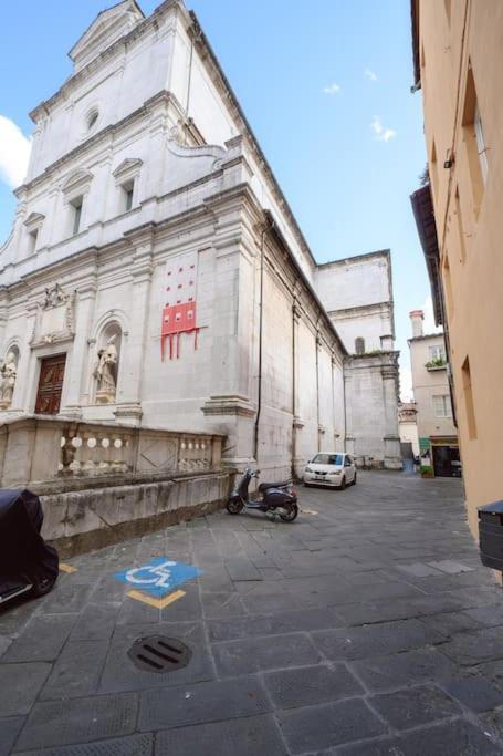 Corte Paolina - Charming Courtyard Inside Lucca Exteriör bild